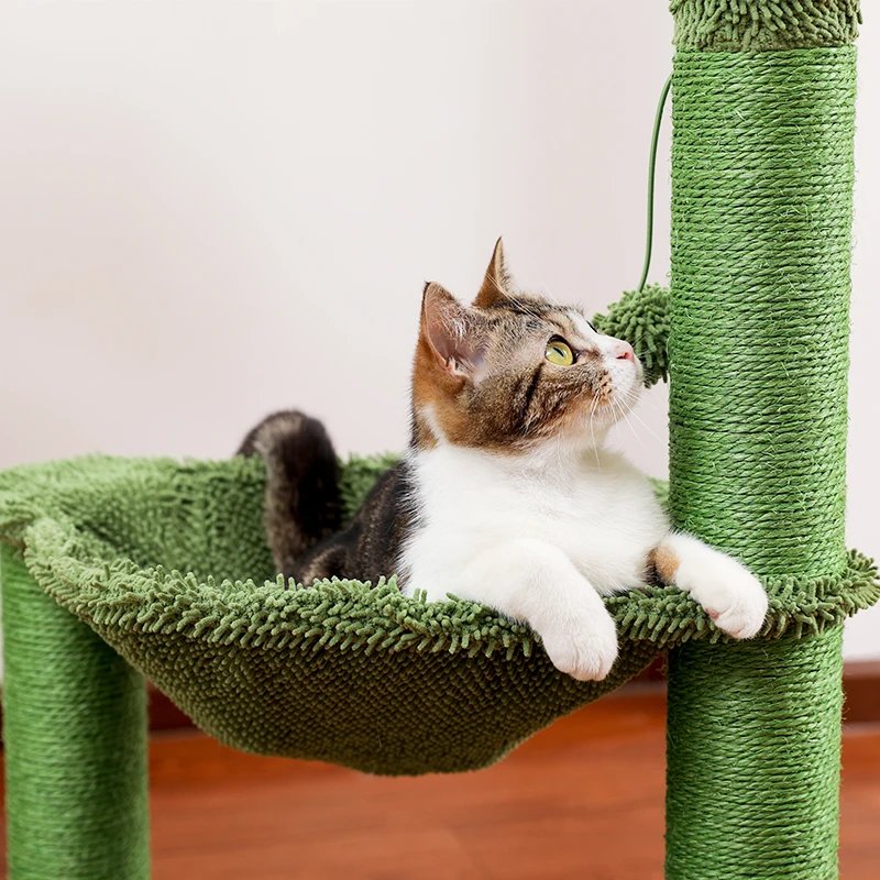 Poteau à Gratter Rose avec Corde en Sisal pour Chat, Hamac Confortable et Spacieux, Cadre d'Escalade