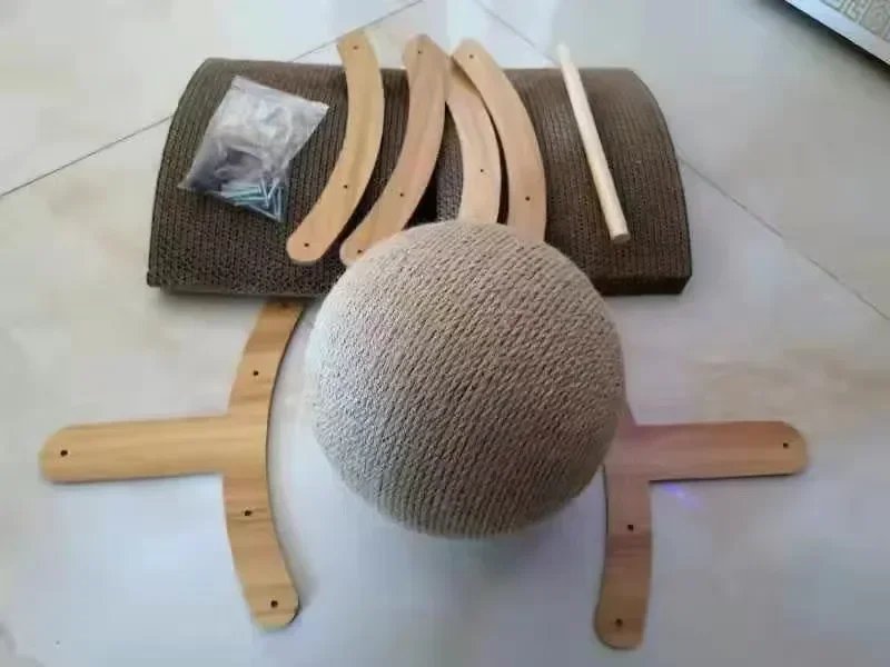 Boule à gratter pour chat en bois 2 en 1, planche à gratter en sisal, grattoir à patte en bois massif pour chats Boule à gratter pour chat en bois 2 en 1, planche à gratter en sisal, grattoir à patte en bois massif pour chats
