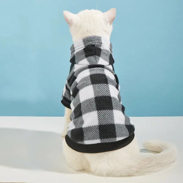 Sweat à Capuche à Carreaux pour Chien et Chat Vêtement Chaud & Mignon pour l'Hiver – Image 6