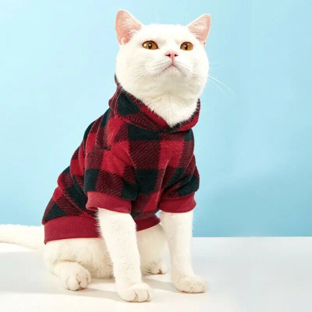Sweat à Capuche à Carreaux pour Chien et Chat Vêtement Chaud & Mignon pour l'Hiver – Image 4