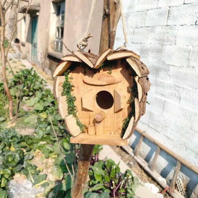 Nid d'oiseau en bois en forme de cœur avec poteau – Image 2